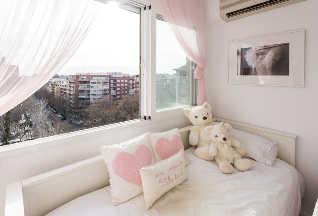 Apartmán General Peron Picasso Madrid Exteriér fotografie